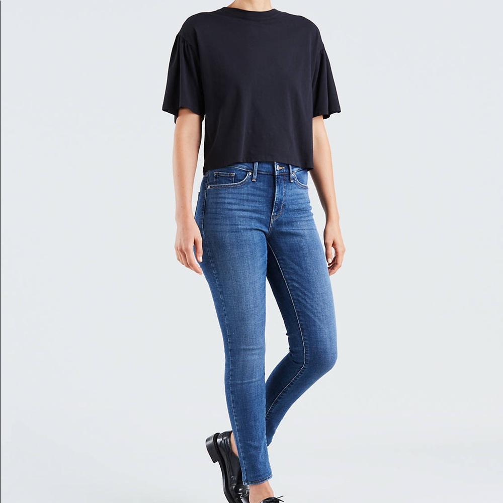 Levi’s 311 Shaping Skinny